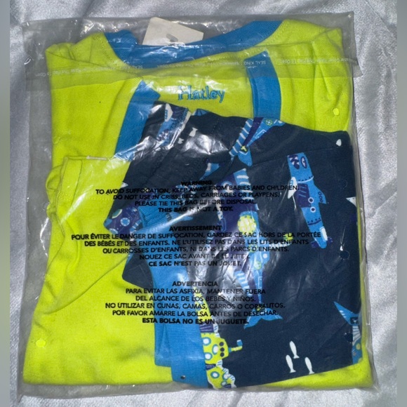 Hatley NWT Glow in the Dark Animal Subs Appliqué Short Pajama Set Toddler Baby 2 - Picture 4 of 4